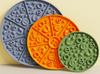 Custom Color Logo Round Pizza Silicone Dog Lick Mat Pet Slow Feeder Bowl 