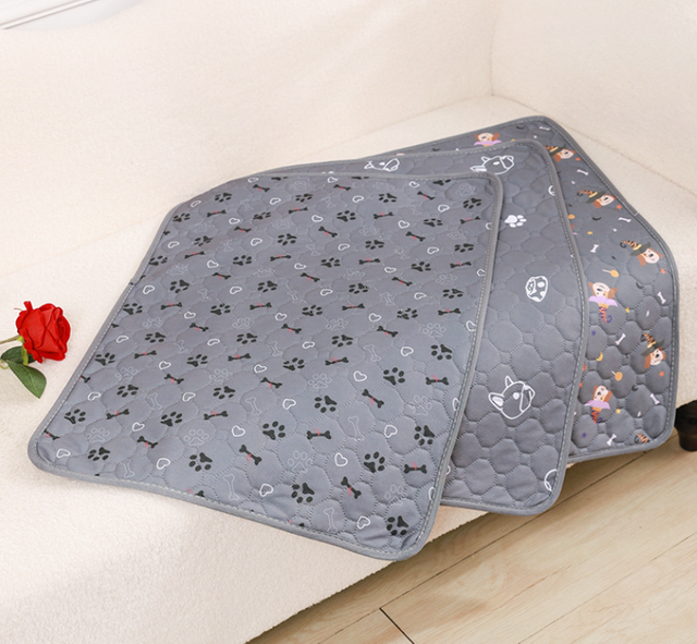 Waterproof Dog Bed Covers Pads Pet mat Blankets Suitable for Sofa Mattresses Car Travel