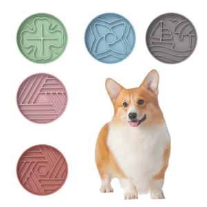 Puzzle Slow Feeding Dog Bowls Pet Slow Feeder Custom Water Food Mixing Silicone Dog Bowl